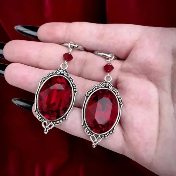 Red Vintage-Style Gothic Vampire Blood Drop Cameo Earrings - Picture 2 of 3